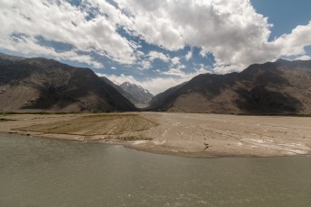 De Afghanen gebruiken het sediment als landbouwgrond.