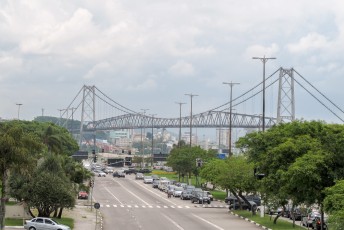 De Hercilio Luz brug (niet meer in gebruik maar een landmark dus mag ie blijven).