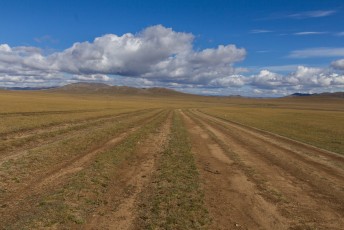 De zesbaans snelwegen in Mongolië.