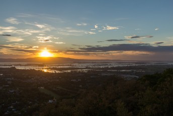 de zonsondergang gezien vanaf Mandalay hill