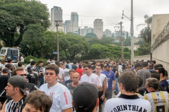 Een paar dagen later stond ik in São Paulo in de rij voor Corinthians vs. Portuguesa.