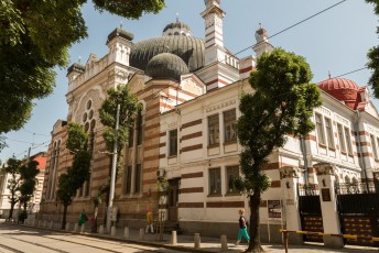 Dit is de op twee na grootste synagoge van Europa.