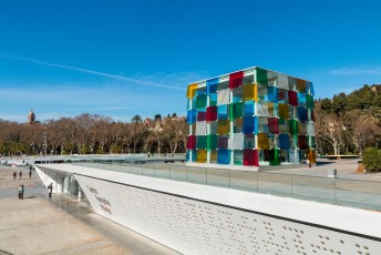 Je hoeft niet helemaal naar Parijs om het Centre Pompidou te bezoeken, dat kan ook gewoon in Malaga!